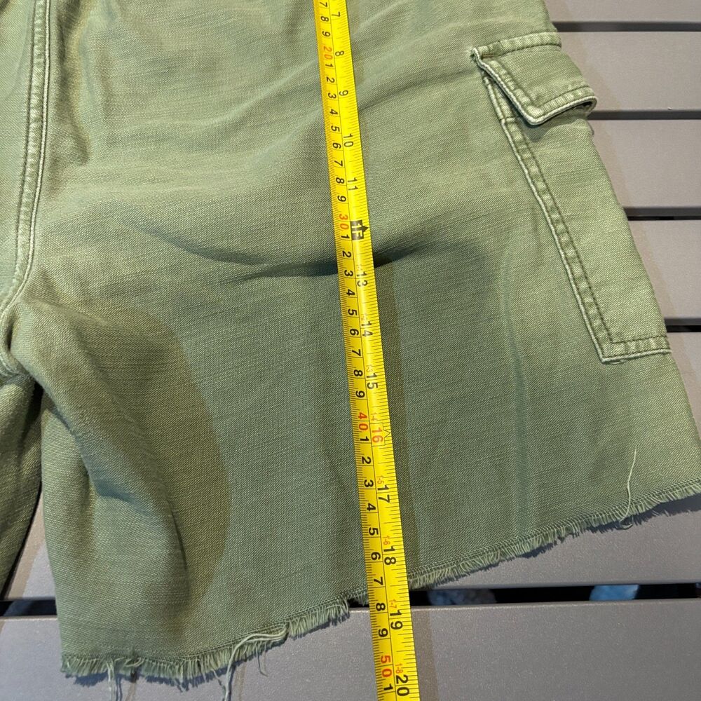Madewell Cut Off Cargo Shorts Womens 29 Green Denim Raw Hem Regular Button Fly - Picture 7 of 11